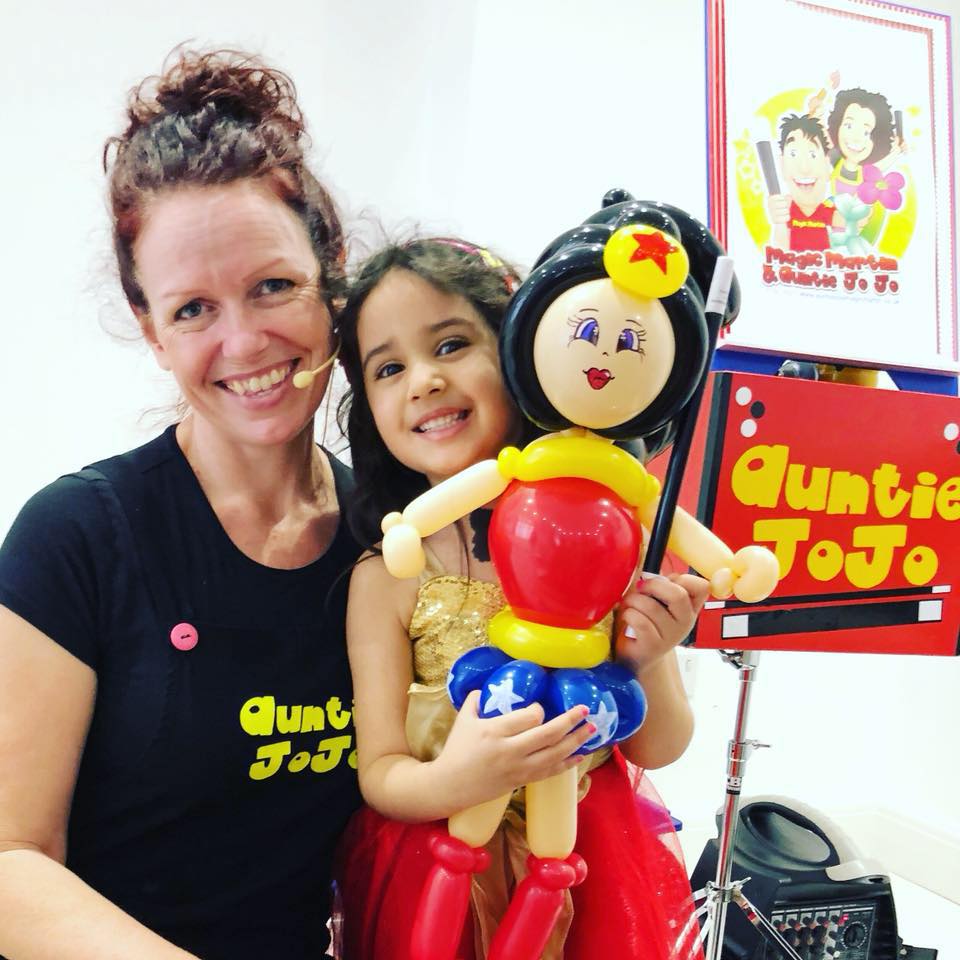 Wonderwoman balloon model